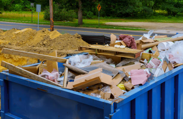 Best Furniture Removal  in Edmore, MI